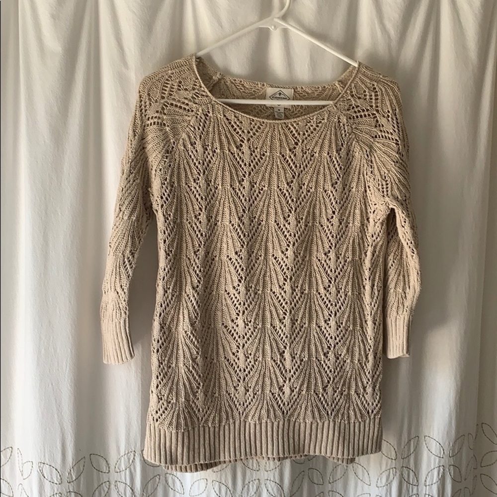 Crotched sweater